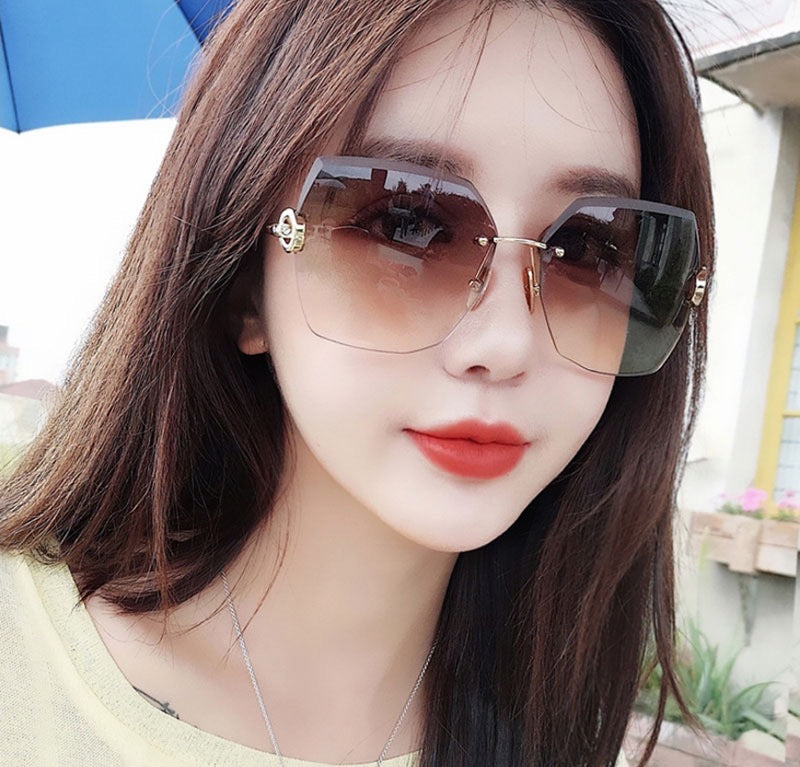 Obsidian |Oversized Hexagonal Metal Sunglasses