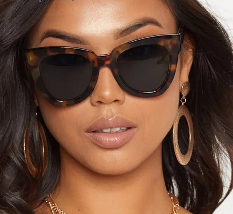 The Siren |Oversized Cat-Eye PC Sunglasses
