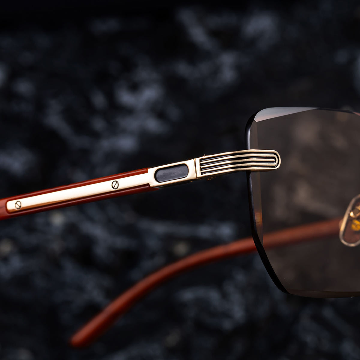 Shift Sora | Photochromic Rectangle Rimless Sunglasses