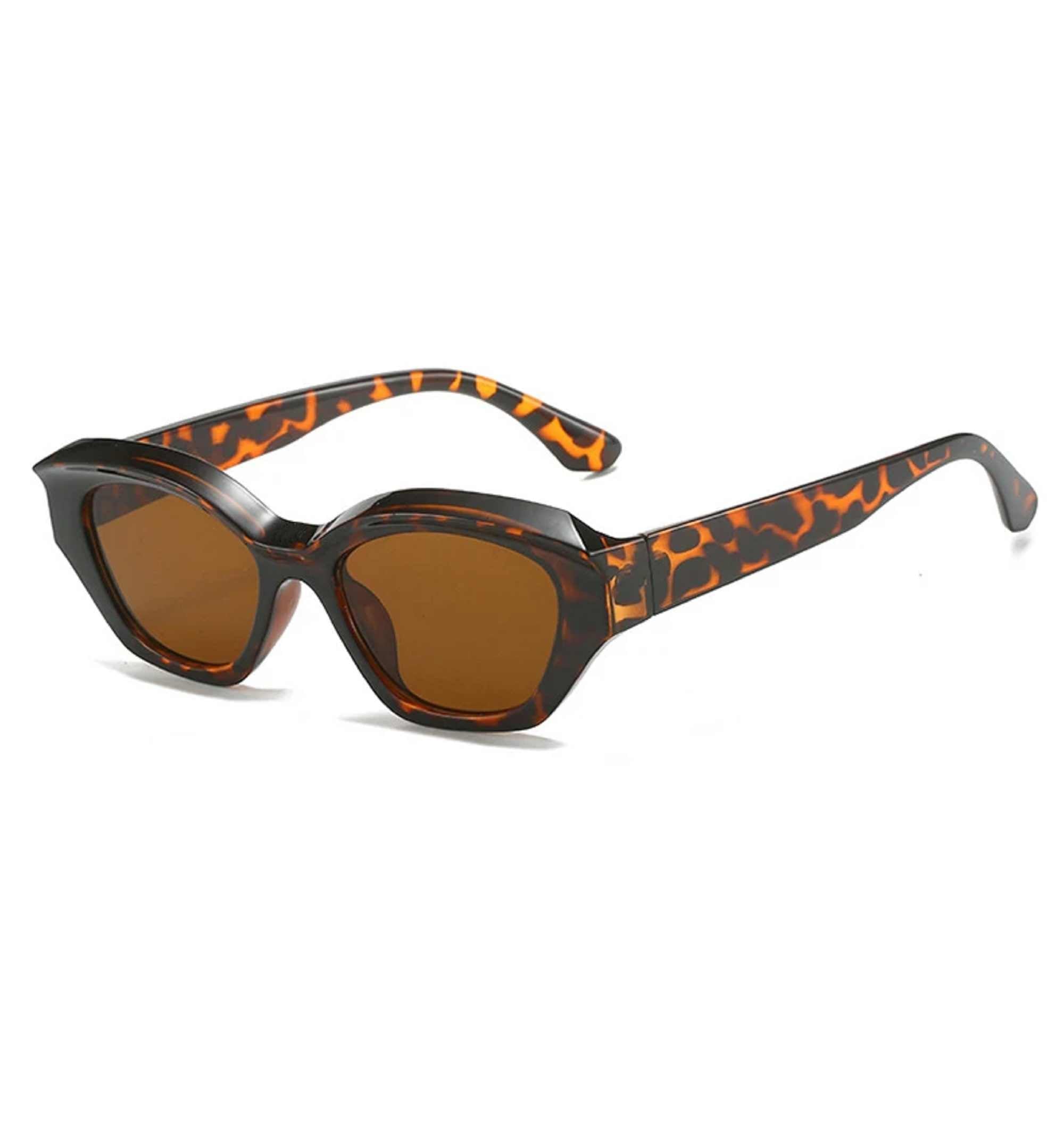 Sienna | Classic Oval Acetate Sunglasses